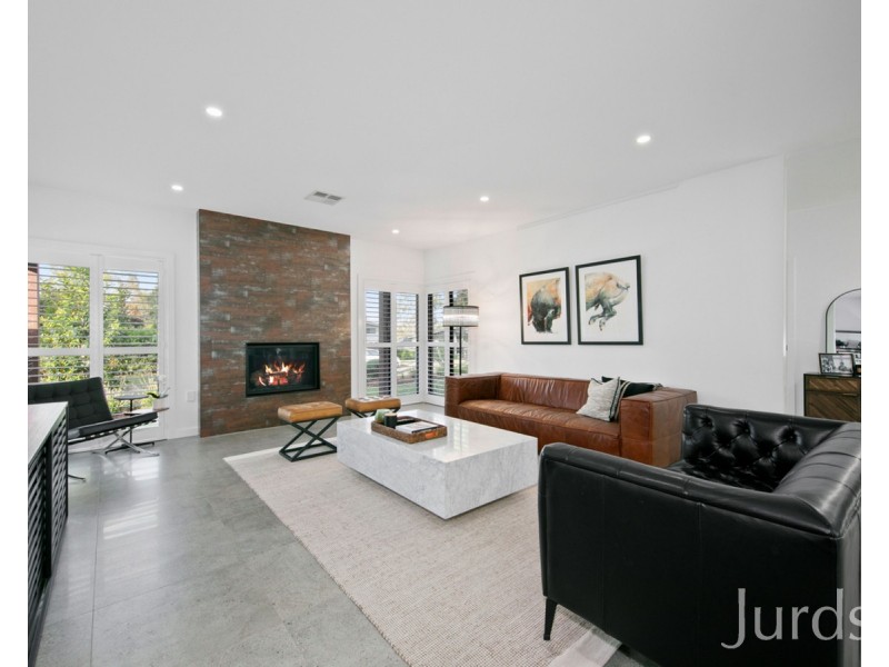 13 Liquid Amber Close, Pokolbin NSW 2320