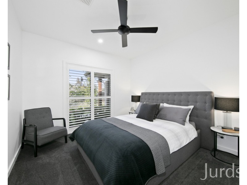 13 Liquid Amber Close, Pokolbin NSW 2320