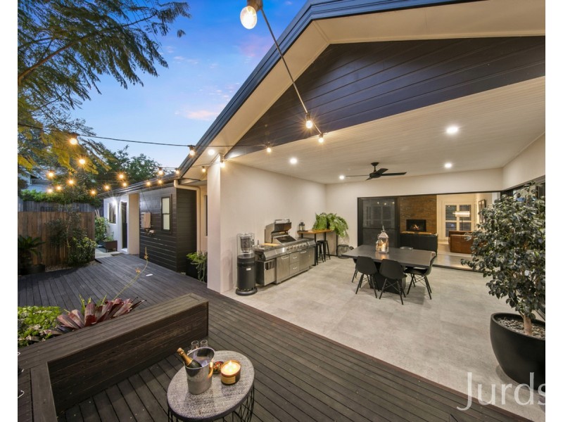 13 Liquid Amber Close, Pokolbin NSW 2320