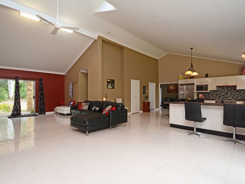 67 Caledonia Street, Cessnock NSW 2325