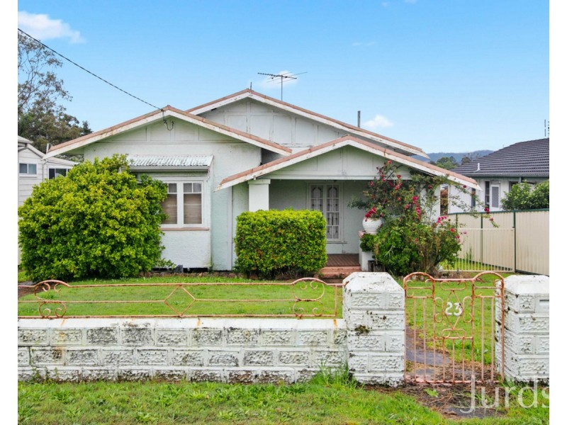 23 Mills Crescent, Cessnock NSW 2325