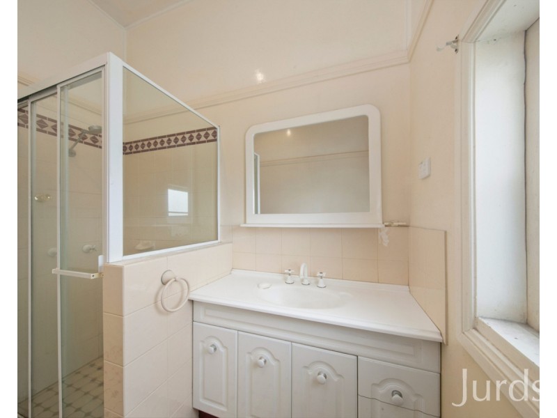 23 Mills Crescent, Cessnock NSW 2325