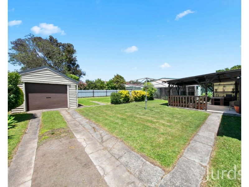 2 David Street, Cessnock NSW 2325