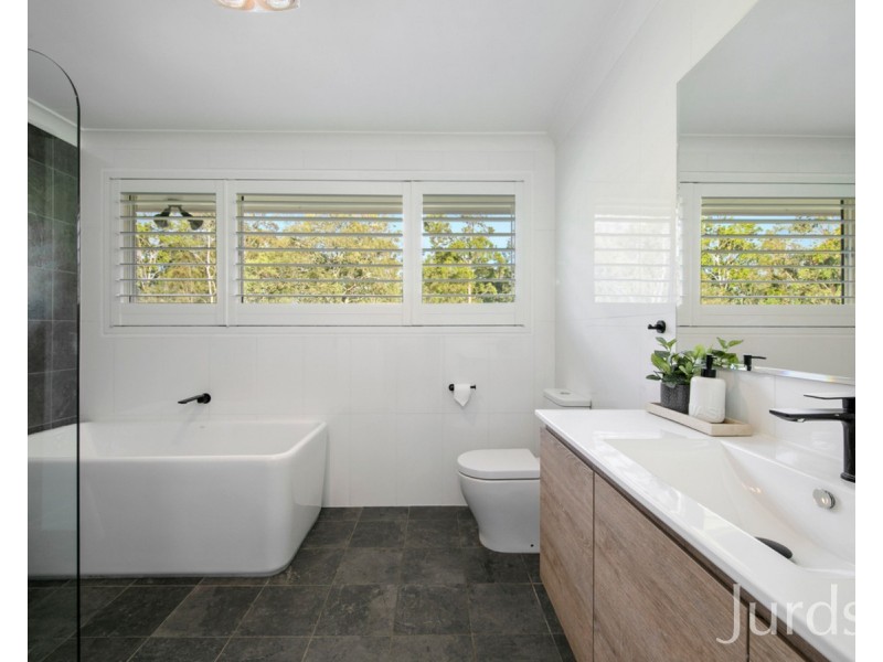 36 Lakes Folly Drive, Branxton NSW 2335