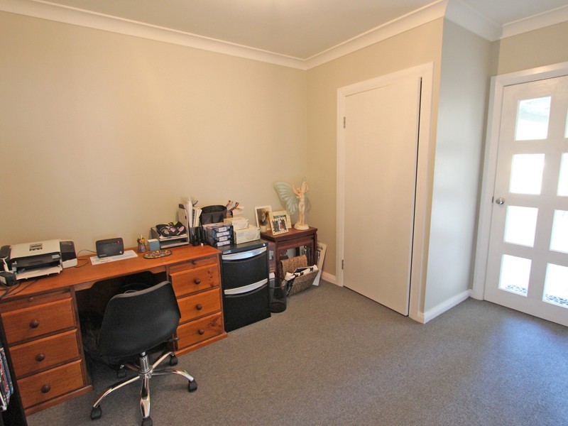 4 Price Street, Greta NSW 2334