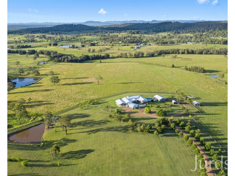 260 Wilderness Road, Lovedale NSW 2325