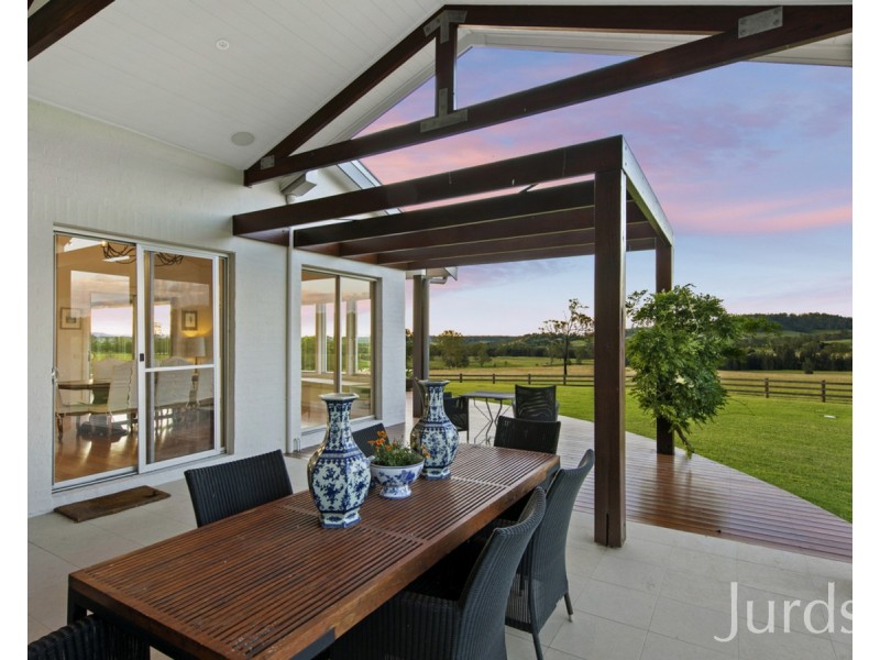 260 Wilderness Road, Lovedale NSW 2325