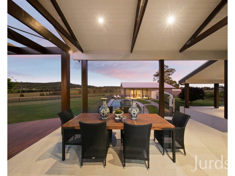 260 Wilderness Road, Lovedale NSW 2325