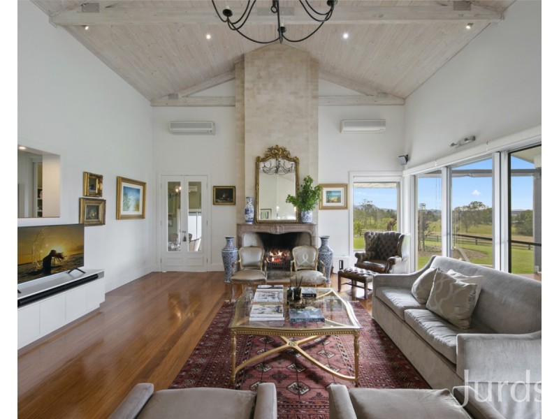 260 Wilderness Road, Lovedale NSW 2325