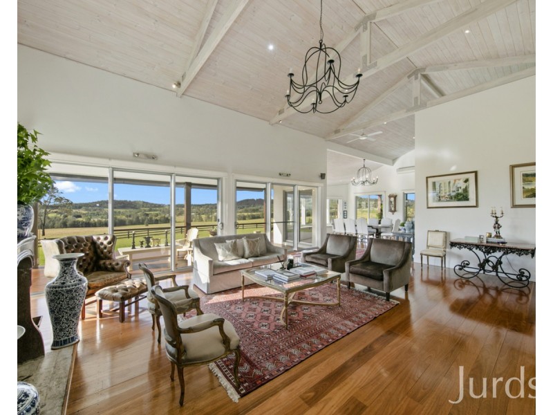 260 Wilderness Road, Lovedale NSW 2325