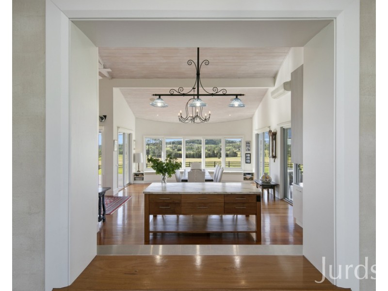 260 Wilderness Road, Lovedale NSW 2325