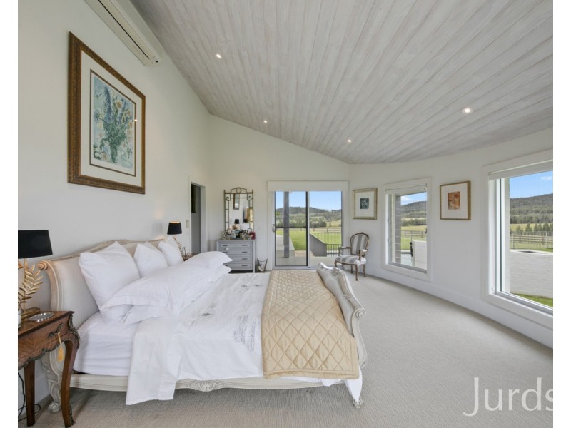 260 Wilderness Road, Lovedale NSW 2325