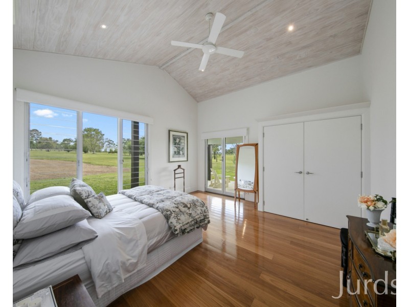 260 Wilderness Road, Lovedale NSW 2325