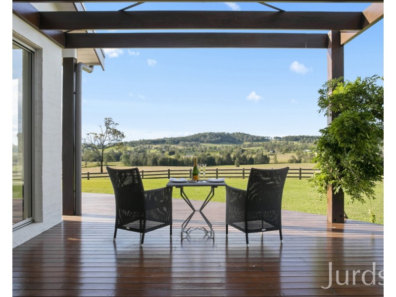 260 Wilderness Road, Lovedale NSW 2325