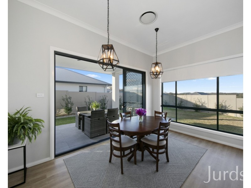 103 Tooze Circuit (Huntlee), North Rothbury NSW 2335