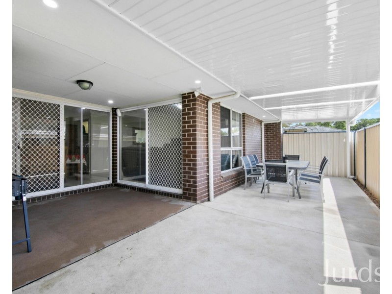 33 Trebbiano Drive, Cessnock NSW 2325