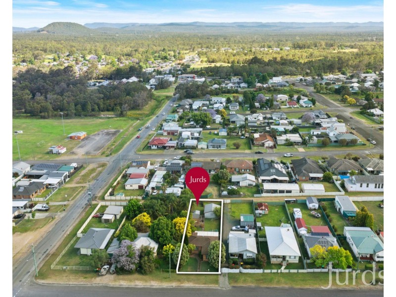26 Tamworth Street, Abermain NSW 2326