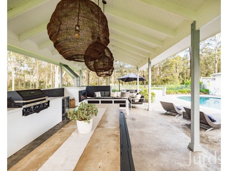 19 Brickmans Lane, Lovedale NSW 2325