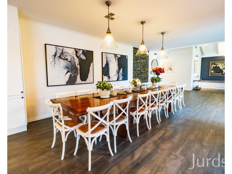 19 Brickmans Lane, Lovedale NSW 2325