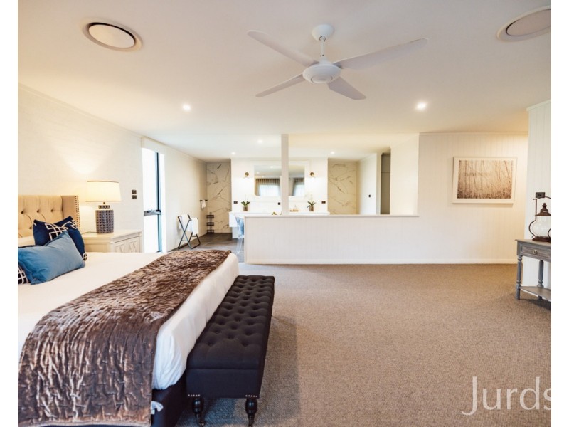 19 Brickmans Lane, Lovedale NSW 2325