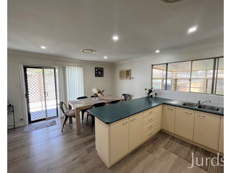 4 Fourth Street, Weston NSW 2326