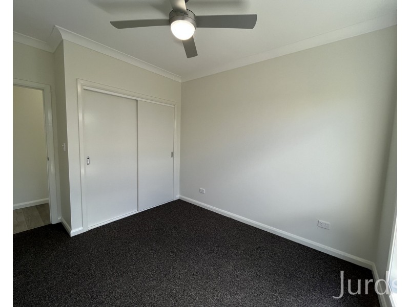 1+2/35 Evans Street, Cessnock NSW 2325
