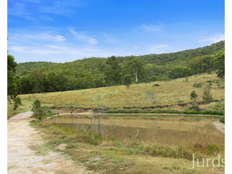 300 Hayes Road, Millfield NSW 2325