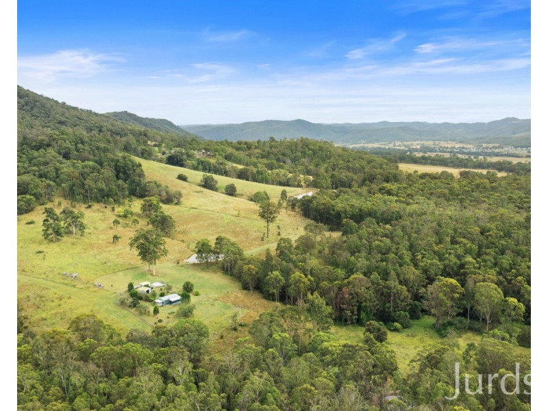 300 Hayes Road, Millfield NSW 2325