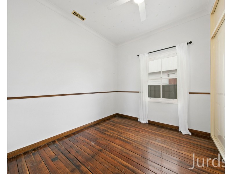 37 Mount View Road, Cessnock NSW 2325