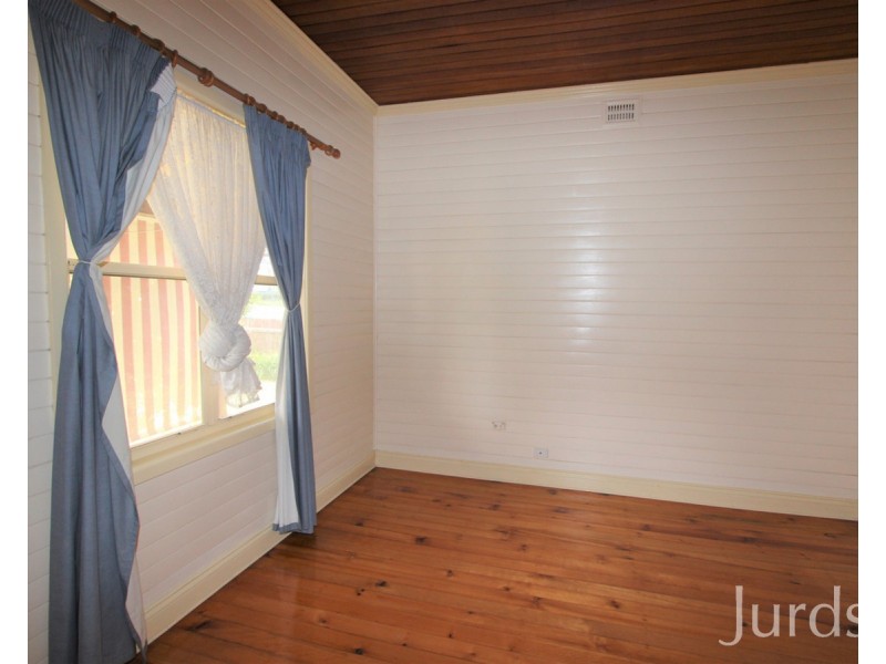 44 Mayfield Street, Cessnock NSW 2325