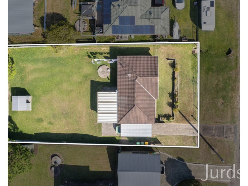 9 Thomas Street, North Rothbury NSW 2335