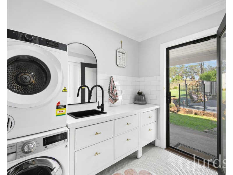 15 Rodd Street, Broke NSW 2330