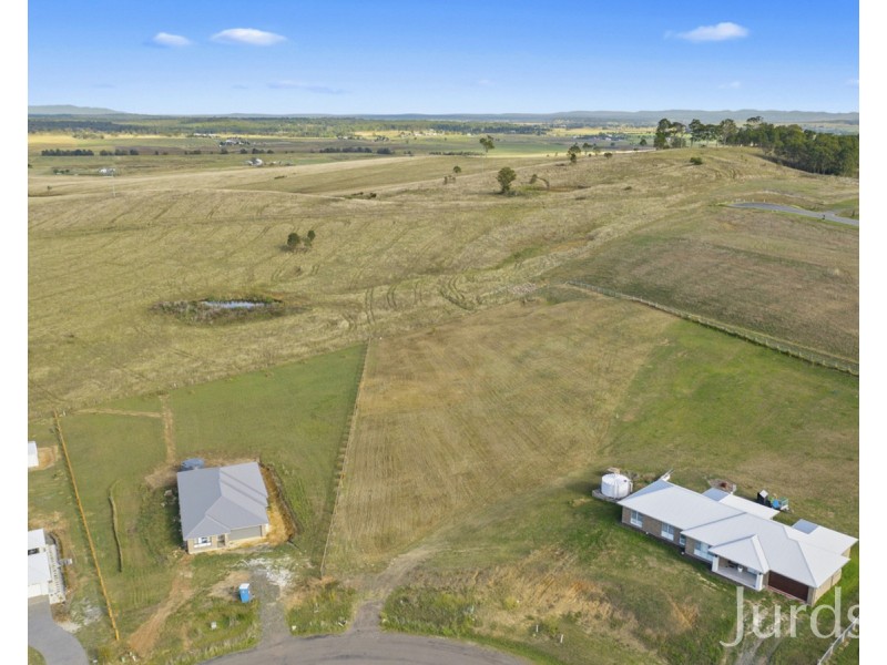 41 Pin Oak Circuit, Branxton NSW 2335