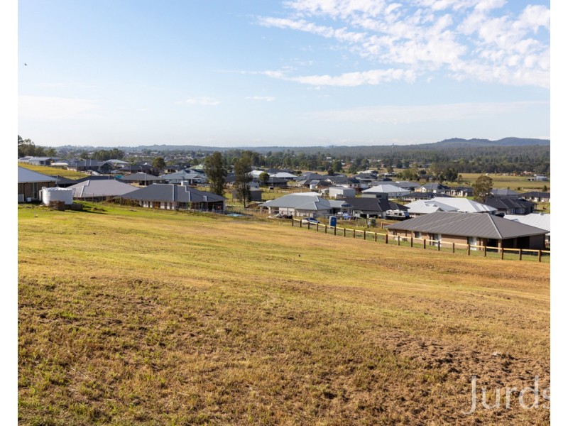 41 Pin Oak Circuit, Branxton NSW 2335