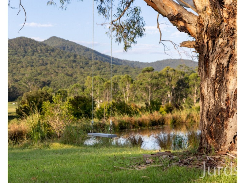 1281 Leggetts Drive, Mount Vincent NSW 2323