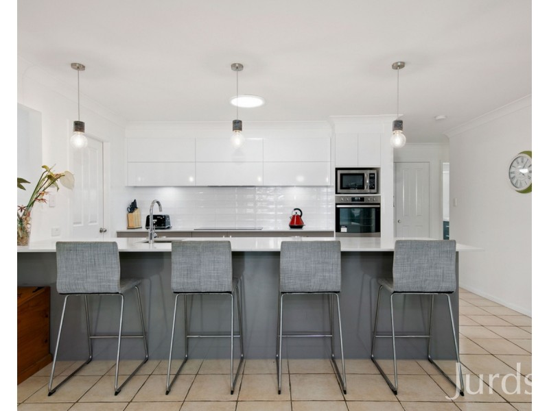 18 Tulloch Terrace, Cessnock NSW 2325