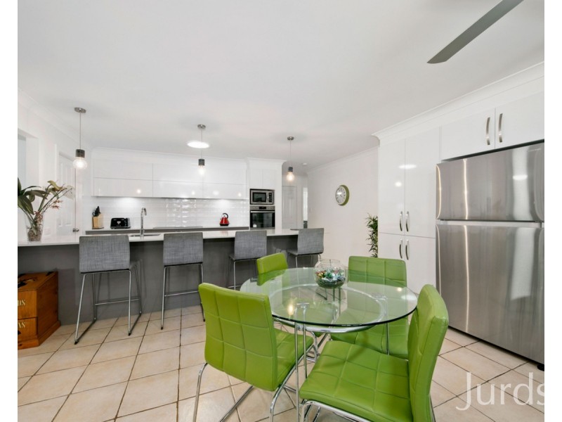 18 Tulloch Terrace, Cessnock NSW 2325