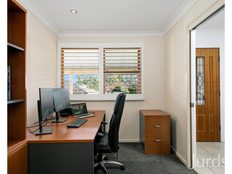 18 Tulloch Terrace, Cessnock NSW 2325