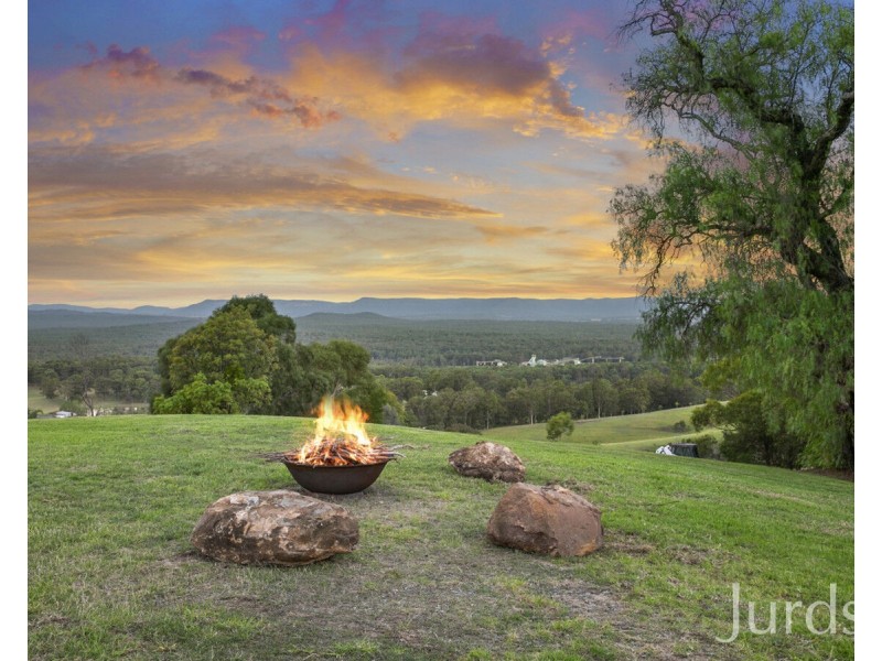 249 Bimbadeen Road, Mount View NSW 2325