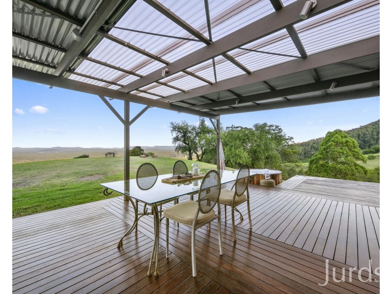 249 Bimbadeen Road, Mount View NSW 2325