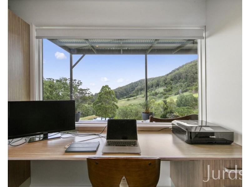 249 Bimbadeen Road, Mount View NSW 2325