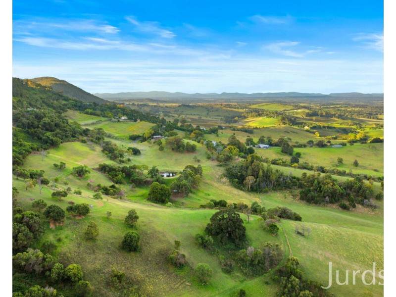 249 Bimbadeen Road, Mount View NSW 2325