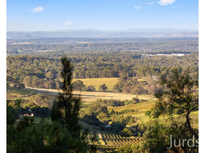 249 Bimbadeen Road, Mount View NSW 2325