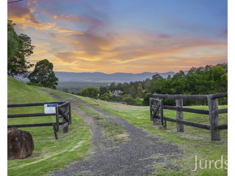 249 Bimbadeen Road, Mount View NSW 2325