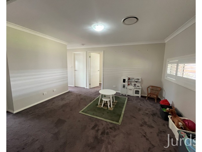 16 Kinnavane Road, North Rothbury NSW 2335