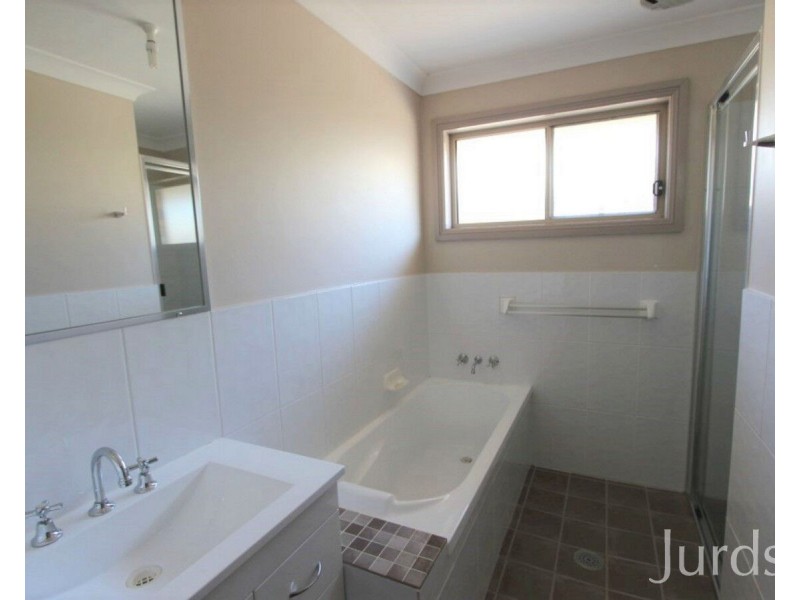 11A Anzac Avenue, Cessnock NSW 2325