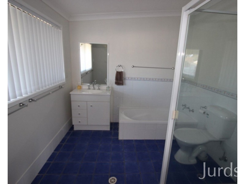 43 Hall Street, Cessnock NSW 2325