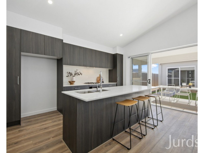 26 Wethered Crescent, North Rothbury NSW 2335