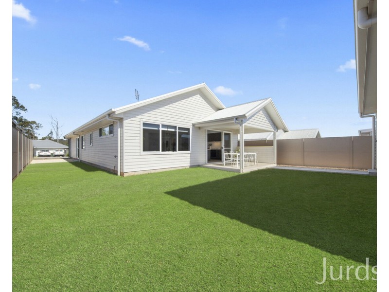 26 Wethered Crescent, North Rothbury NSW 2335