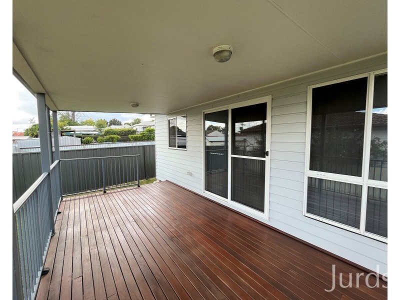 17a Desmond Street, Cessnock NSW 2325